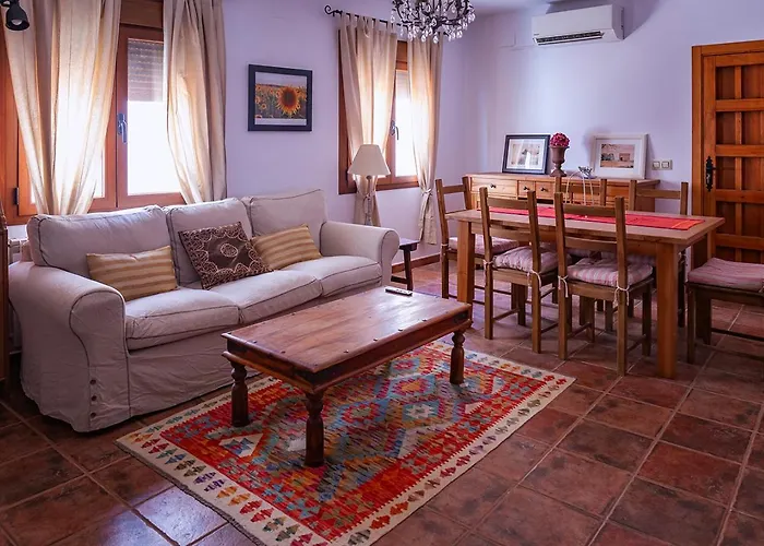 La Casa De La Fuente Vieja