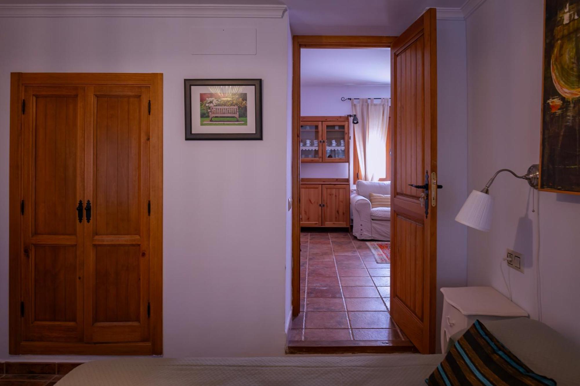 La Casa De La Fuente Vieja
